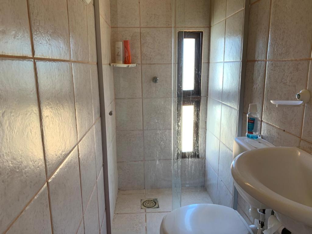 Casa De Temporada 4 Quartos Sendo 2 Suites Em Vilas Do Atlantico - 200 M Da Praia E 6 Km Da Capital Lauro de Freitas Exterior foto